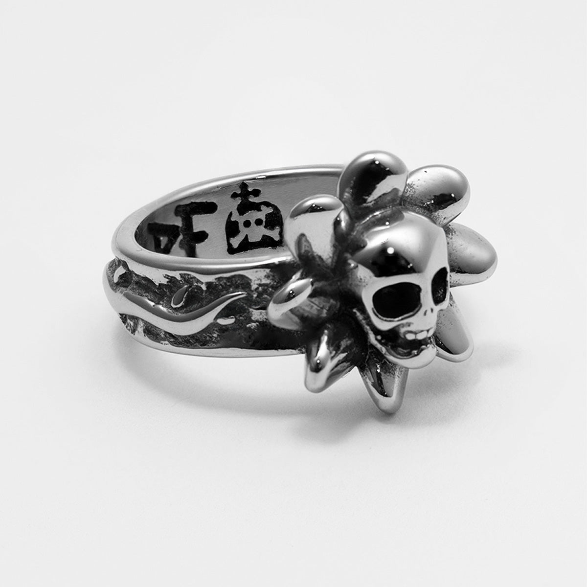 Death Flower 2.0 Ring Rings Personal Fears Personal Fears Death Flower 2.0 Ring - Heavy Jewelry - Silver Ring