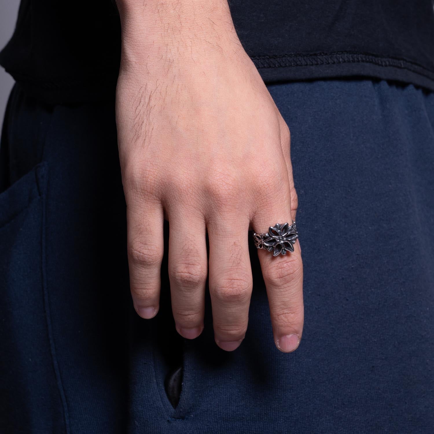 Flora Ring Rings Personal Fears Personal Fears Flora Ring | Fluer Jewelry | Stainless Steel Gothic