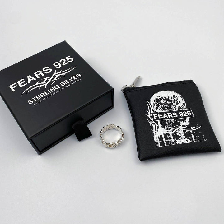 Personal Fears Silver packaging daisy chain ring