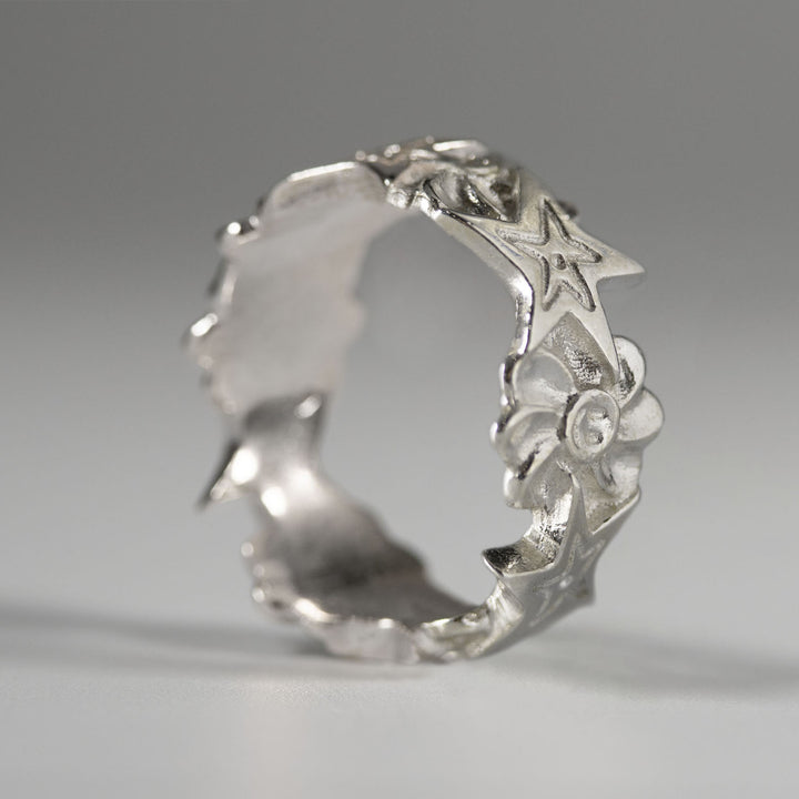 Silver flower ring
