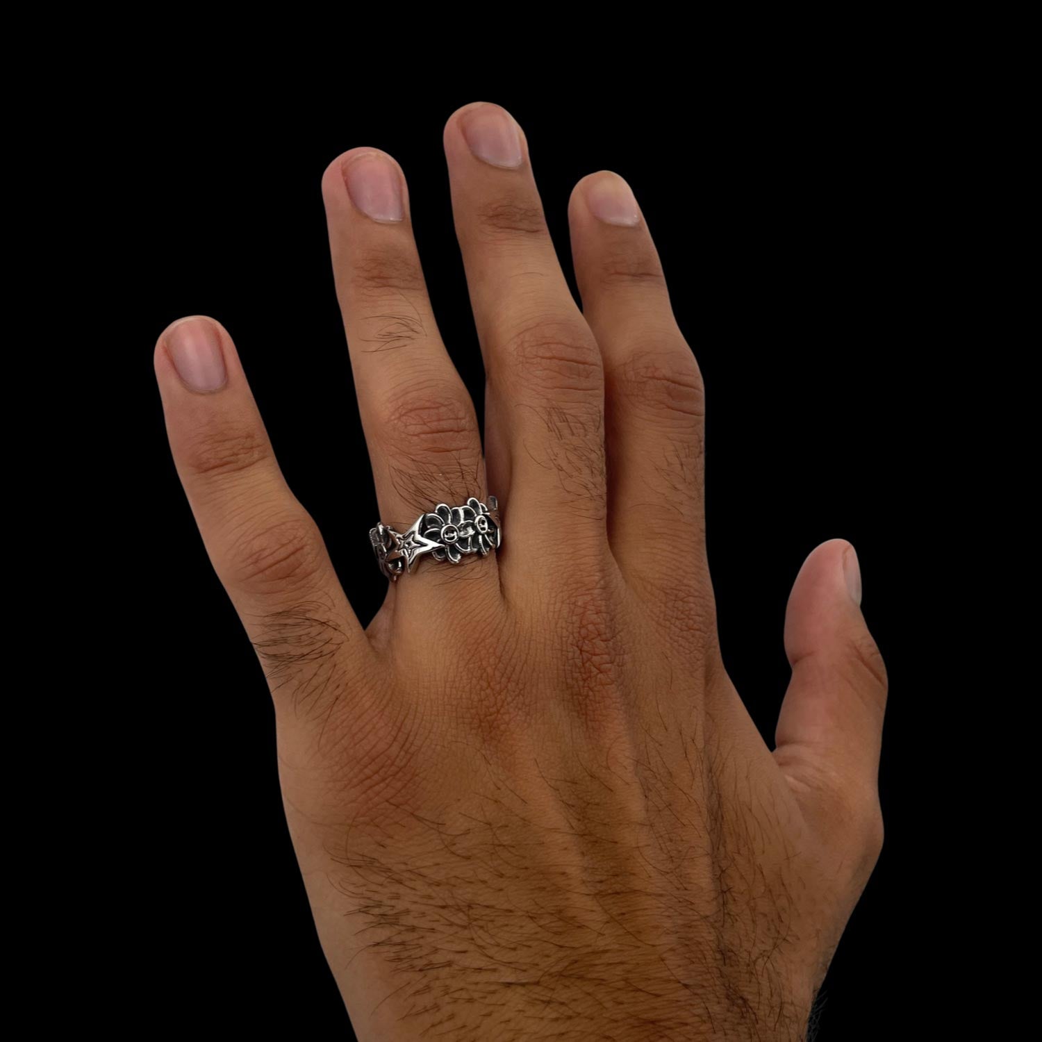 Daisy Chain Ring on male hand