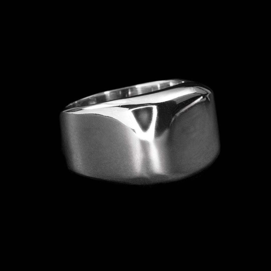 Side view of the Molten Signet Ring by Personal Fears